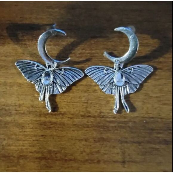 ✨“Celestial Moth & Moon Drop Earrings – Iridescent Gemstone Accent” - Picture 16 of 16